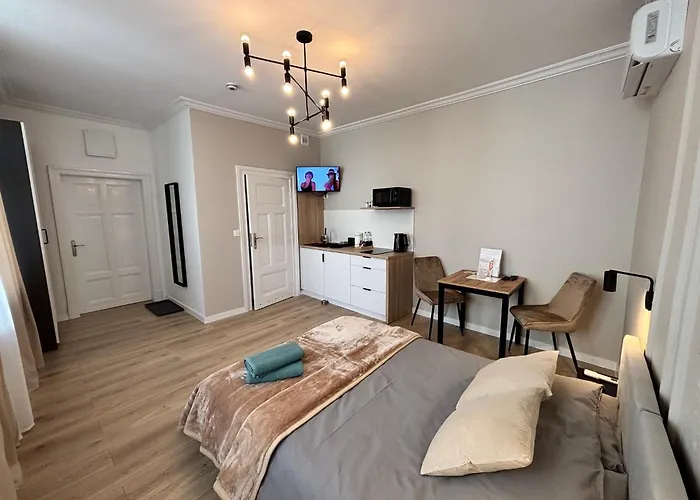 Wilenska #self Check-in #parking Free *